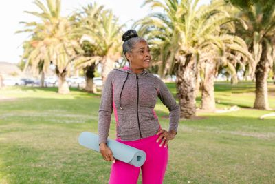 Setting Wellness Goals for Seniors: Staying Active and Healthy in the New Year 1 Wellness goals for seniors